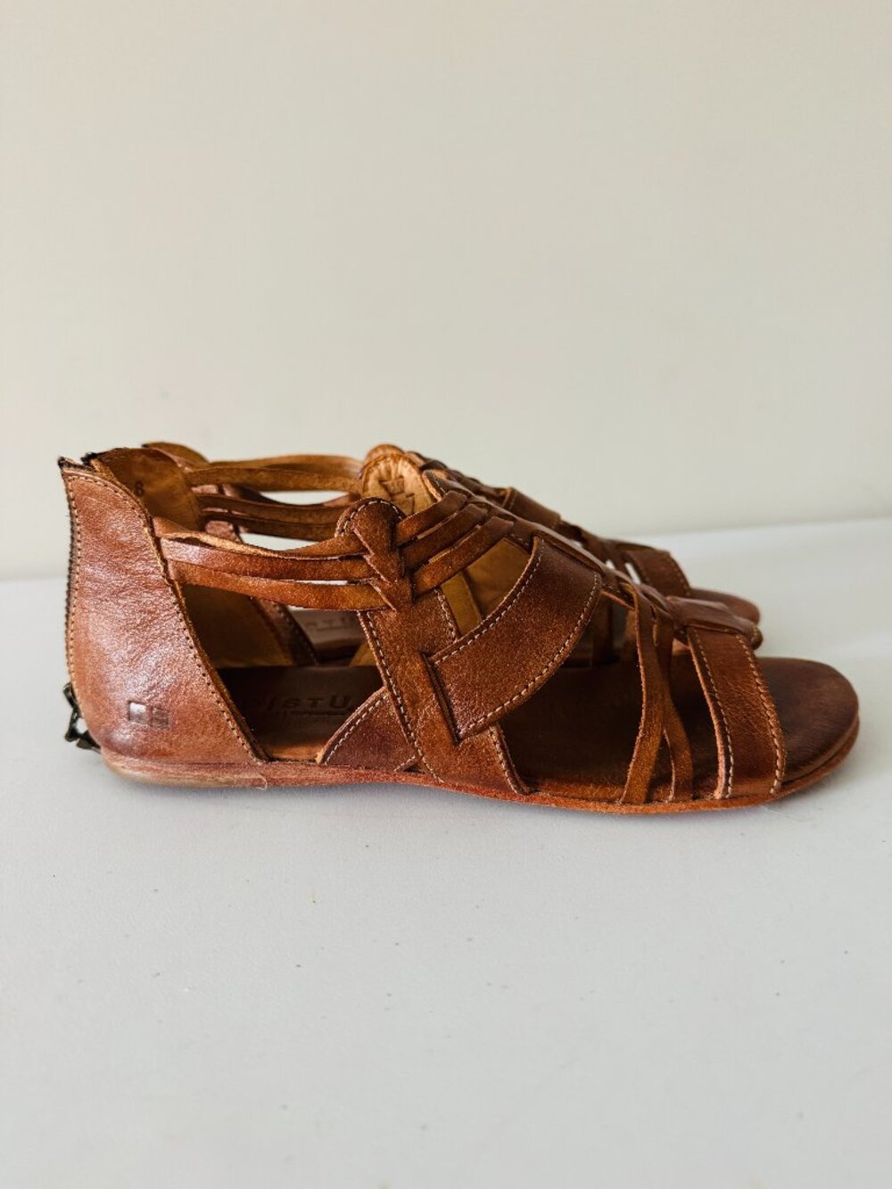 BedStu Cara Tan Sandals Womens 8 Brown Leather Strappy Boho Zip Heel Flats